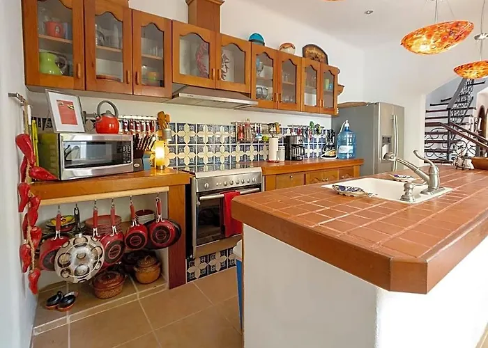 Hotel Casa Zarah - Hacienda Family - Pool And 2-block To