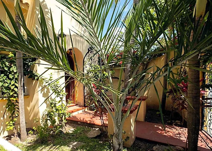 Casa Zarah - Hacienda Family - Pool And 2-block To Puerto Morelos