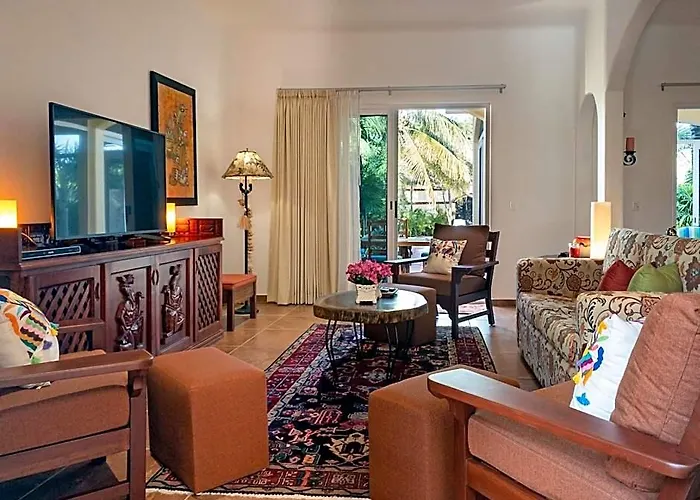 Hotel Casa Zarah - Hacienda Family - Pool And 2-block To Puerto Morelos
