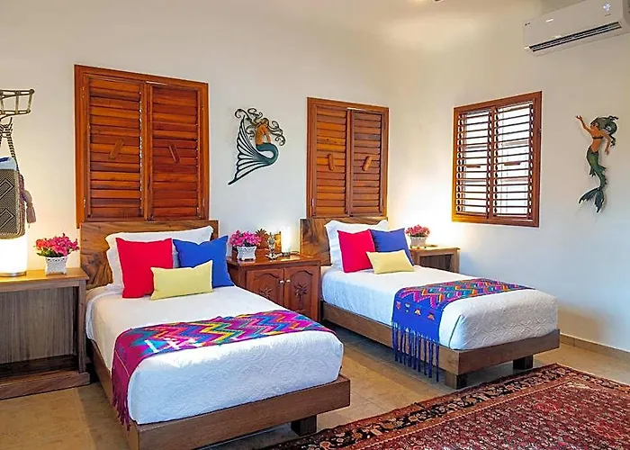 Casa Zarah - Hacienda Family - Pool And 2-block To 3*