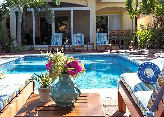 Casa Zarah - Hacienda Family - Pool And 2-block To Puerto Morelos