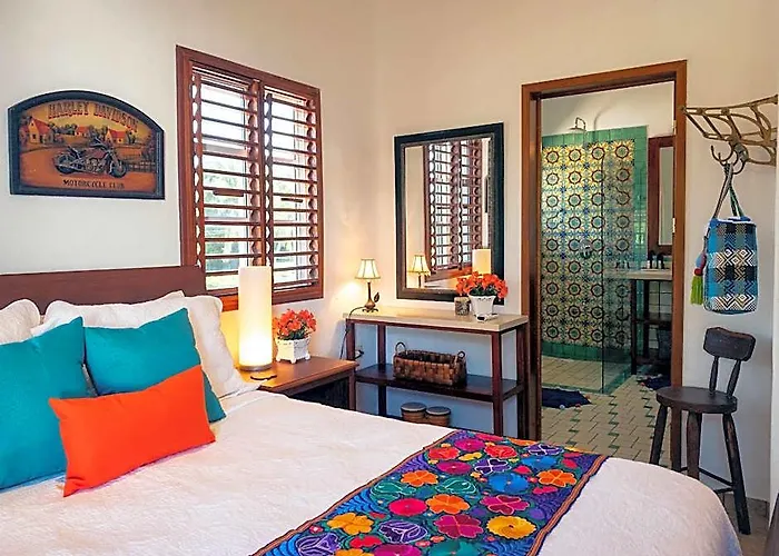 Casa Zarah - Hacienda Family - Pool And 2-block To Hotel 3*