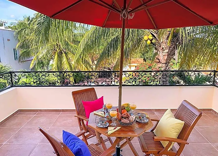 Hotel Casa Zarah - Hacienda Family - Pool And 2-block To Puerto Morelos
